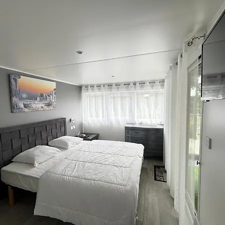 Luxe 3 Chambres, Jacuzzi, Piscine Et Parking à 12 Km Des Sables D'olonne - Fr-1-197-608