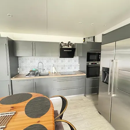 Luxe 3 Chambres, Jacuzzi, Piscine Et Parking à 12 Km Des Sables D'olonne - Fr-1-197-608 Chalet