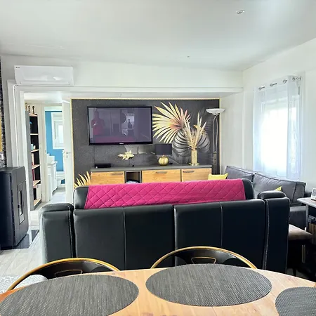 Luxe 3 Chambres, Jacuzzi, Piscine Et Parking à 12 Km Des Sables D'olonne - Fr-1-197-608 Chalet *