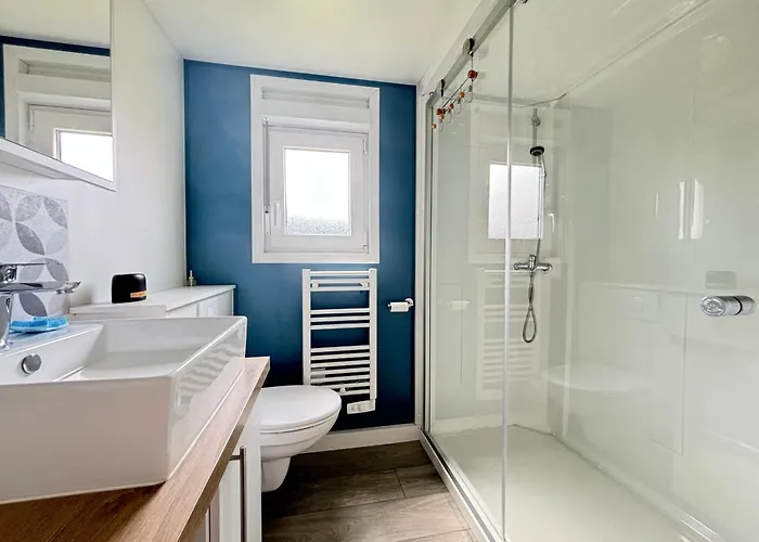 샬레 Luxe 3 Chambres, Jacuzzi, Piscine Et Parking A 12 Km Des Sables D'olonne - Fr-1-197-608 *