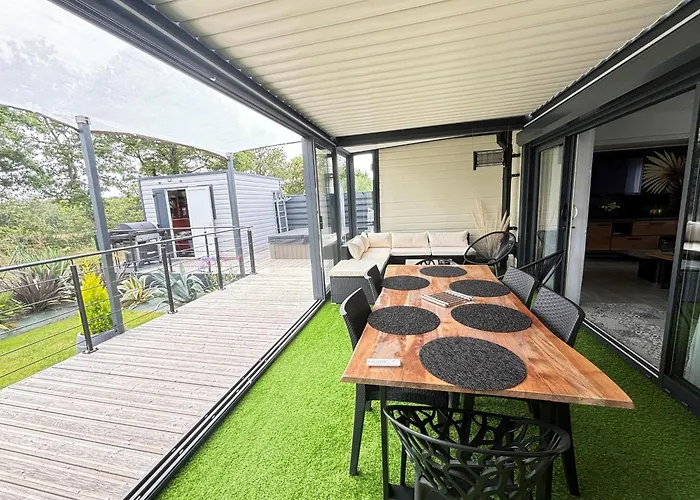 Luxe 3 Chambres, Jacuzzi, Piscine Et Parking A 12 Km Des Sables D'olonne - Fr-1-197-608 샬레 Sainte-Foy (Vendee)